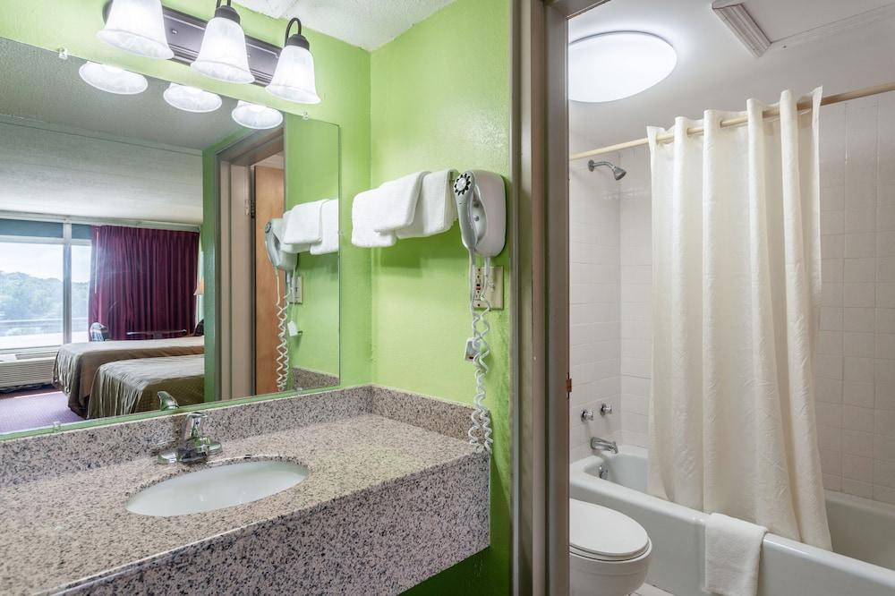 Rodeway Inn Renfro Valley Mount Vernon Bagian luar foto
