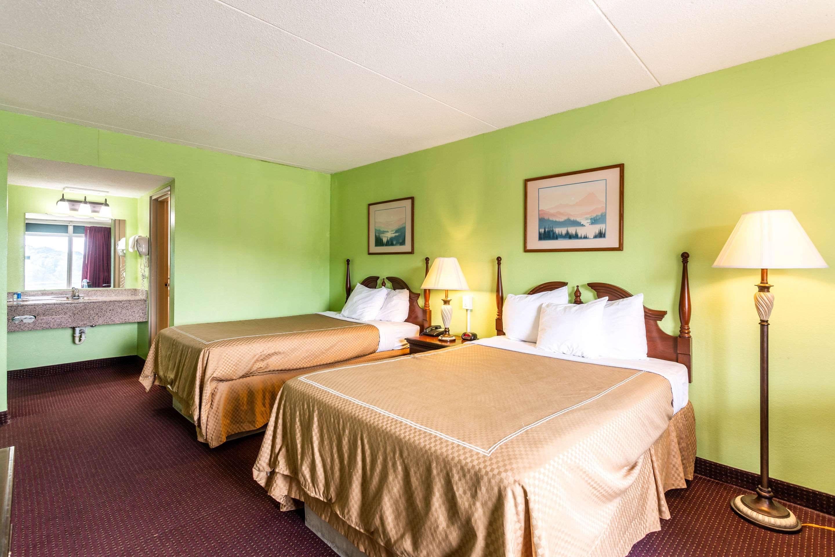 Rodeway Inn Renfro Valley Mount Vernon Bagian luar foto