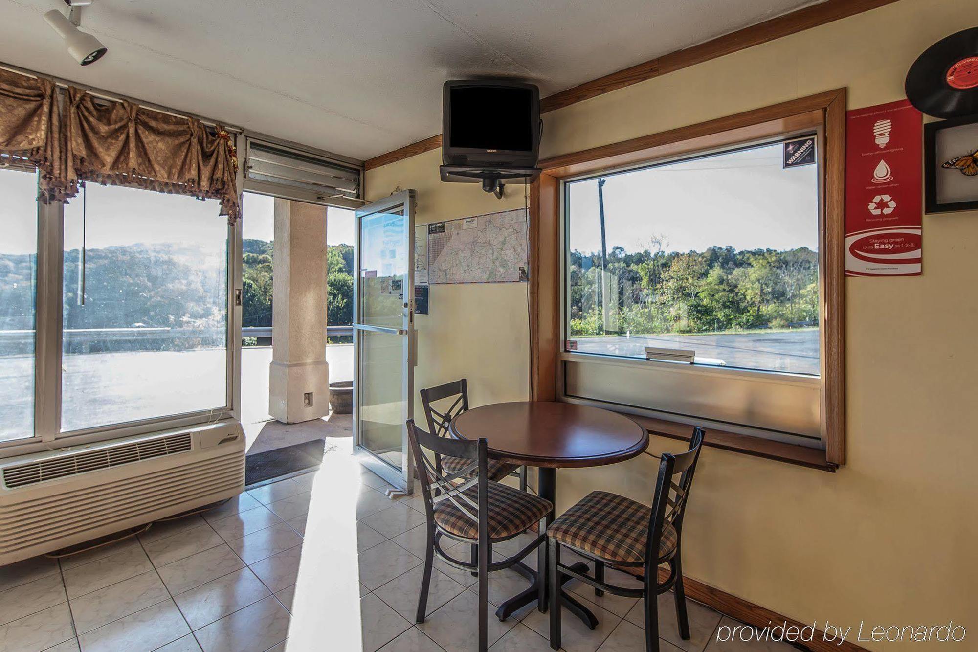 Rodeway Inn Renfro Valley Mount Vernon Bagian luar foto